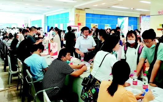 天水市舉辦6場專場招聘會 支持未就業高校畢業生到企業就業