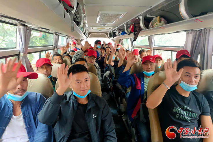 隴南文縣：勞務輸轉保民生穩就業