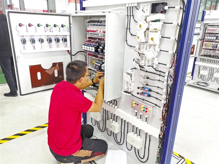 全國首屆職業技能大賽甘肅選拔賽開賽