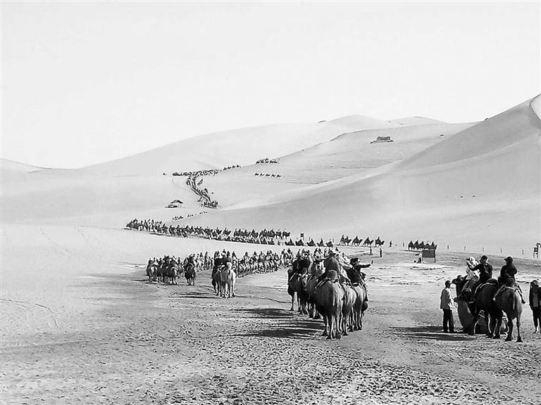 甘青大環線 不走回頭路體驗大西北