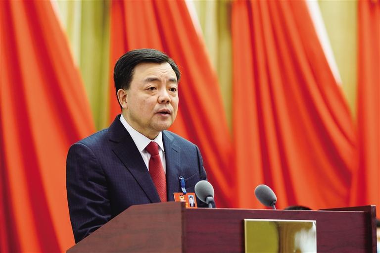 政協蘭州市第十四屆委員會第五次會議隆重開幕 李榮燦張偉文張建平等到會祝賀 李宏亞作工作報告