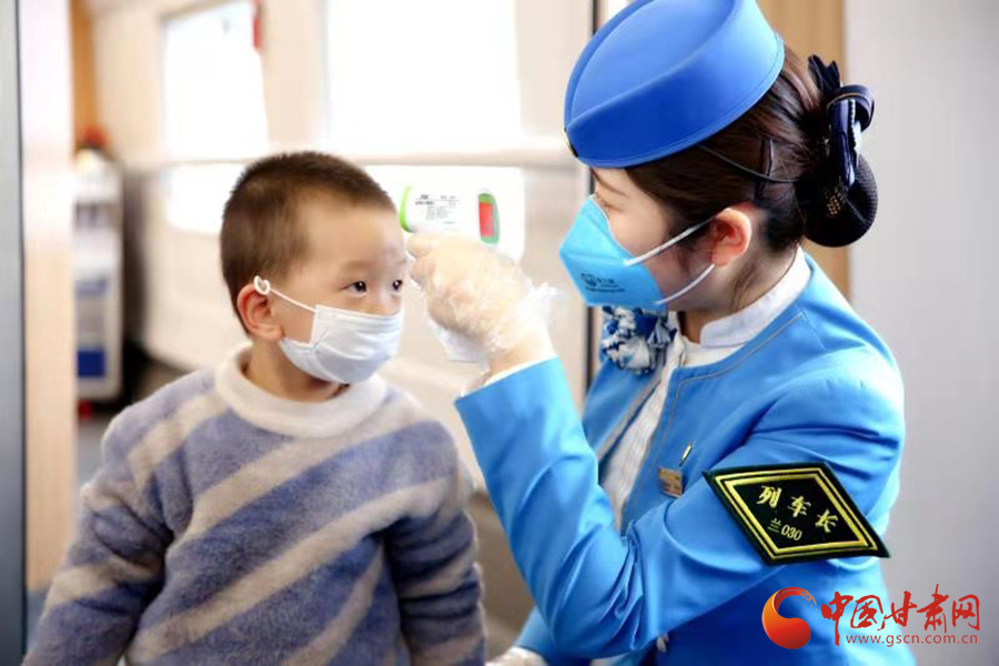 回家路上，請配合疫情防控要求 