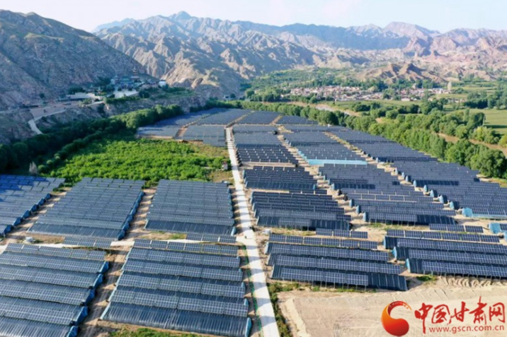 【奮斗百年路 啟航新征程 脫貧攻堅答卷】以村為家，把貧困戶當家人——記全國脫貧攻堅先進個人錢有