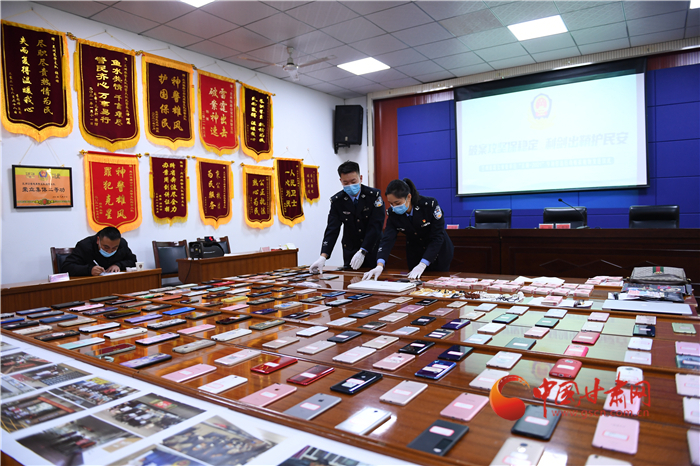 蘭州鐵路公安處“云捕—2021”戰果顯著 為旅客群眾挽回損失500余萬元