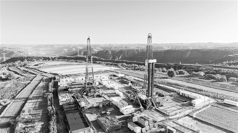 慶陽建成千萬噸油氣生產基地 頁巖油產量186萬噸位居全國第一