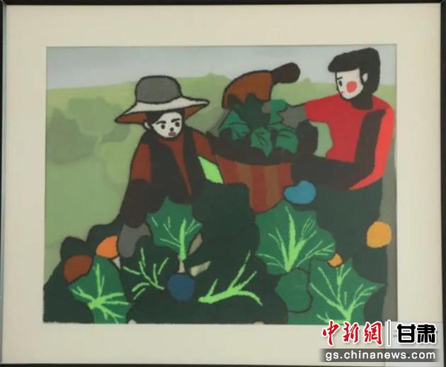 皋蘭縣高原夏菜項目幫助當地婦女增收致富。刺繡 黃淑娟 繡稿 趙海科 皋蘭縣高原夏菜項目幫助當地婦女增收致富。刺繡 黃淑娟 繡稿 趙海科