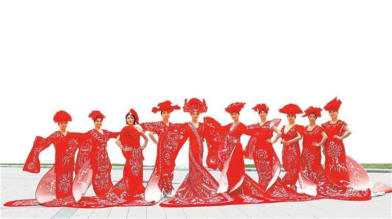 “剪云裳”作品展示 趙彩霞