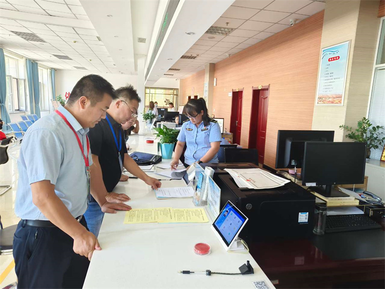 1721642581748789.jpg 甘州區紀委監委開展作風督查.jpg